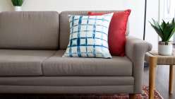 Easy Indigo Dyeing: Make Indigo Dyed Pillows