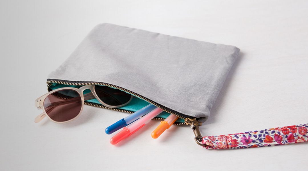 Sew a Wristlet Clutch