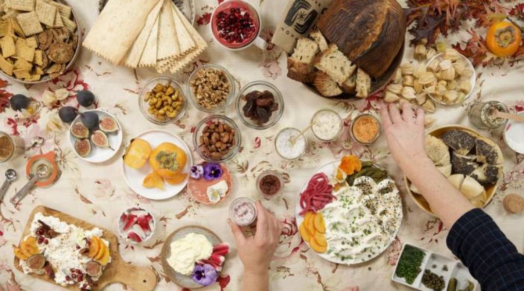 Crafting Together: Make a Snacking Board