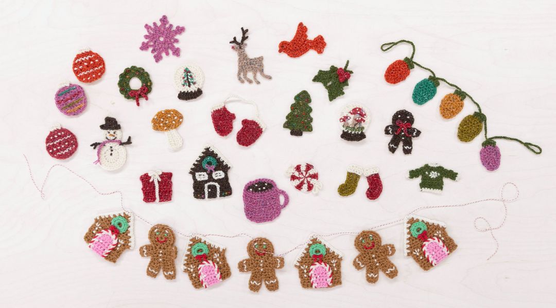 Deck The Halls: 20 Holiday Crochet Appliqués