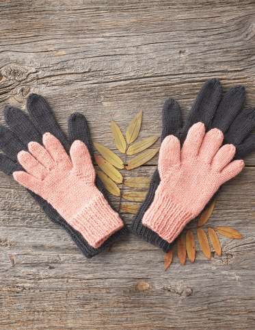 In The Woods Knit Family Gloves