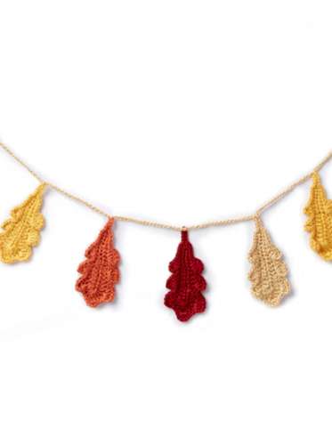 Crochet Oak Leaf Garland