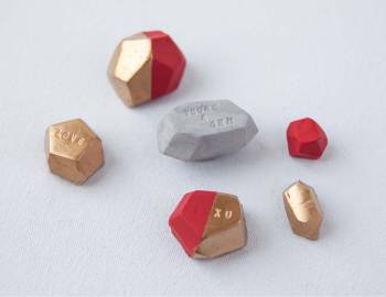 Valentine's Day Crafts: Gem Paperweights